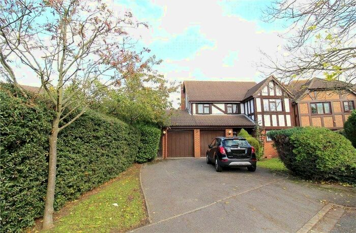 4 Bedroom Detached House To Rent In Glencoe Road, Yeading, Greater London UB4
