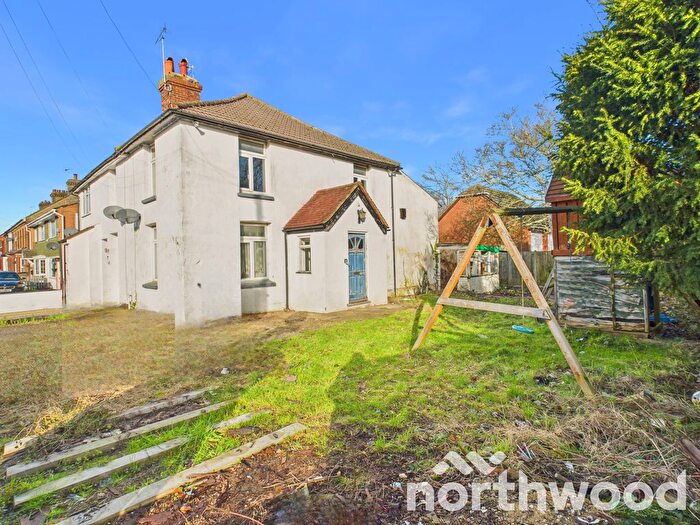 3 Bedroom Terraced House For Sale In Canterbury Road, Willesborough, Ashford, TN24