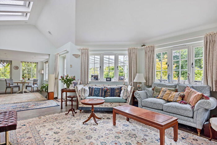 4 Bedroom Detached House For Sale In Middlemoor, Tavistock, PL19