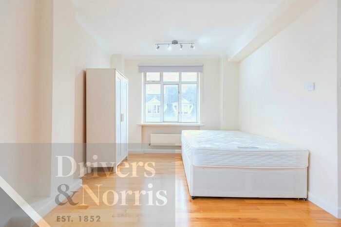 Studio To Rent In Euston Road, Warren Street, London, NW1