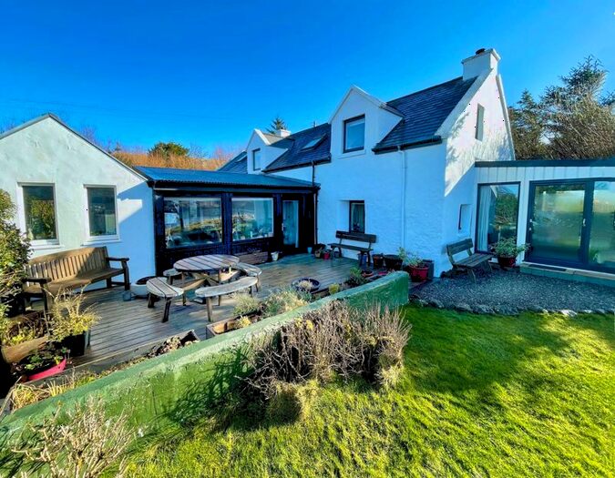 4 Bedroom Detached House For Sale In Lochbay, Waternish, Isle Of Skye, IV55