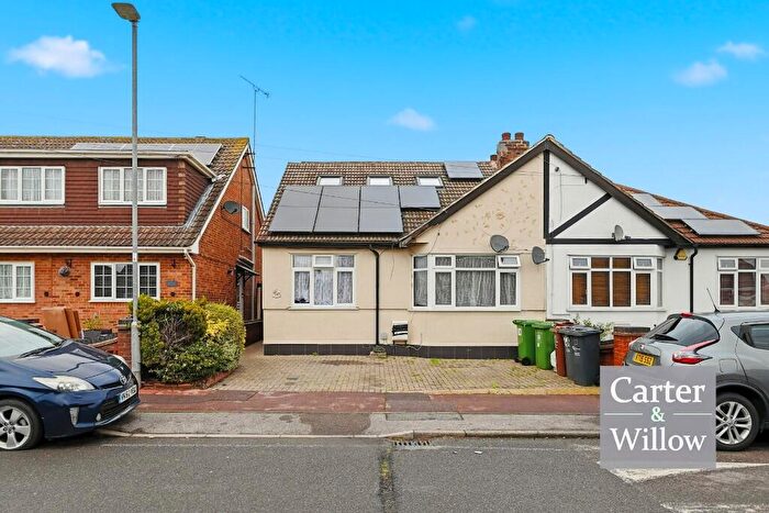 4 Bedroom Semi-Detached Bungalow For Sale In Manor Road, Dagenham, RM10