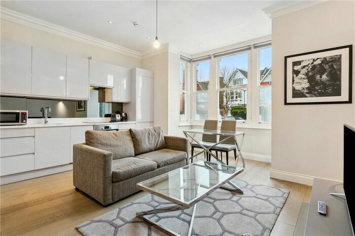 1 Bedroom Flat To Rent In Twyford Avenue, Acton, London, W3