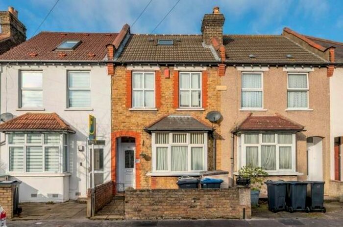 4 Bedroom Terraced House To Rent In Edward Road, Croydon, CR0