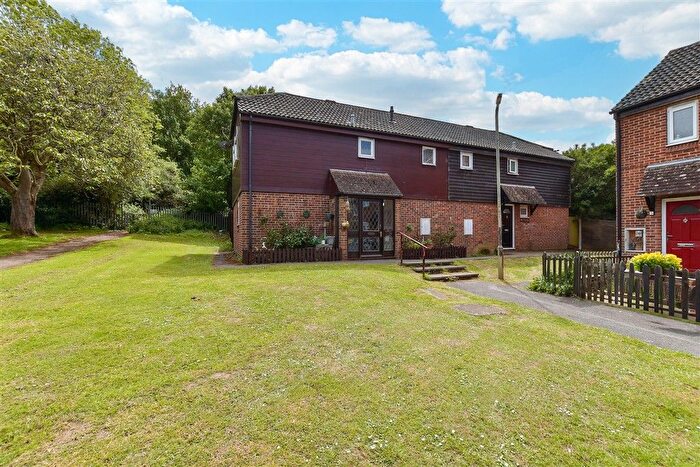 3 Bedroom Semi-Detached House For Sale In Forrester Close, Canterbury, Kent, CT1