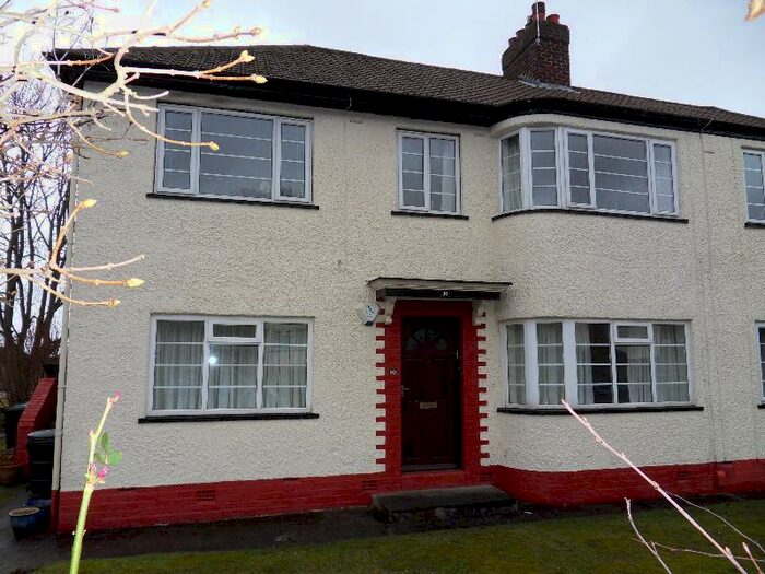 2 Bedroom Apartment To Rent In Otterburn Gardens, Adel, Leeds, LS16