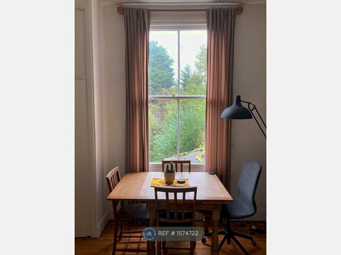 1 Bedroom Flat To Rent In Cecilia Road, London, E8