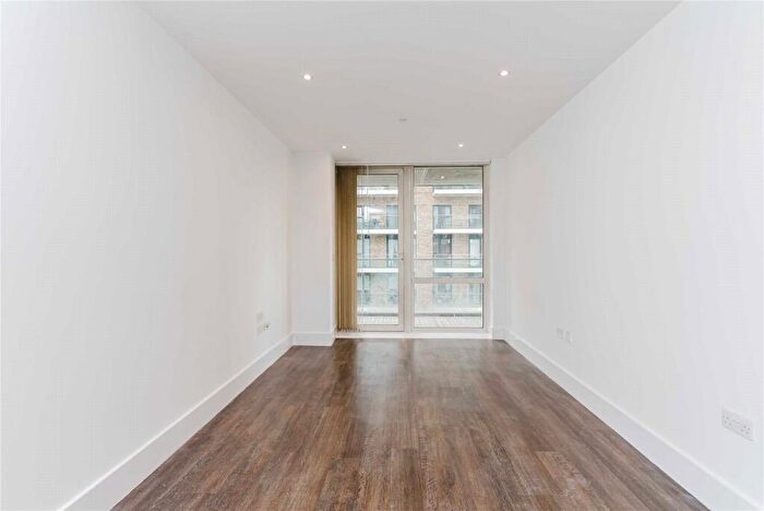 2 Bedroom Apartment For Sale In Victory Parade, Plumstead Road, Woolwich, SE18