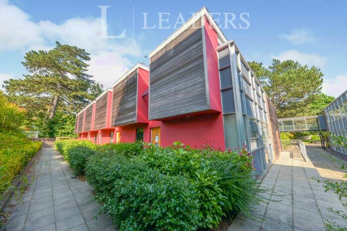 1 Bedroom Apartment To Rent In Aslin Court, Newsom Place, AL1