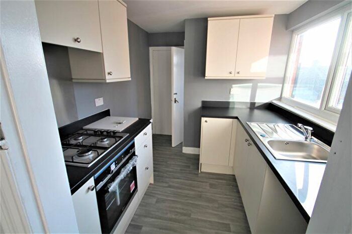 3 Bedroom Flat To Rent In Carlisle, Sunderland, SR5