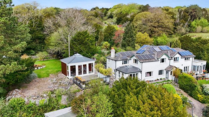 4 Bedroom Semi-Detached House For Sale In Castle Bank, Silverdale, LA5