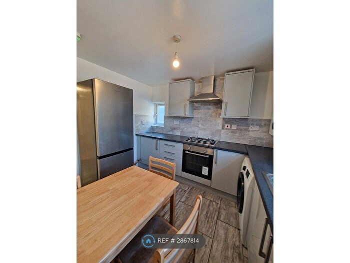 3 Bedroom Terraced House To Rent In Beaconsfield Road, Southall, UB1