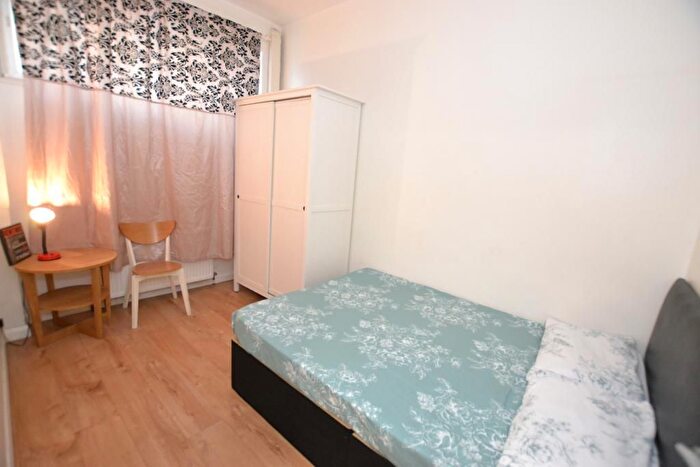 1 Bedroom Flat To Rent In Settles Street, London, E1