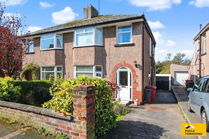 3 Bedroom Semi Detached House For Sale In Yarlside Road, Barrow-in-furness, LA13