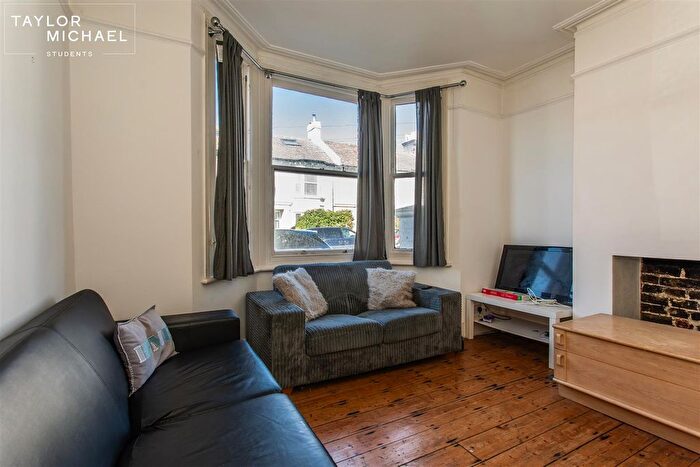 6 Bedroom Terraced House To Rent In Queens Park Road, Brighton, BN2