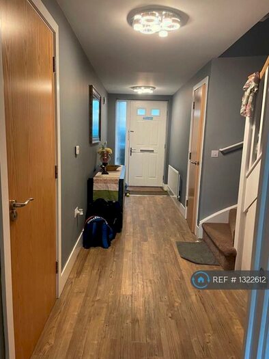 3 Bedroom Terraced House To Rent In Mitcham, London, CR4