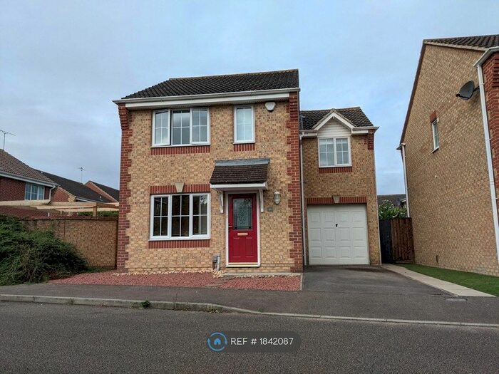 3 Bedroom Detached House To Rent In Paddick Drive, Lower Earley, Reading, RG6