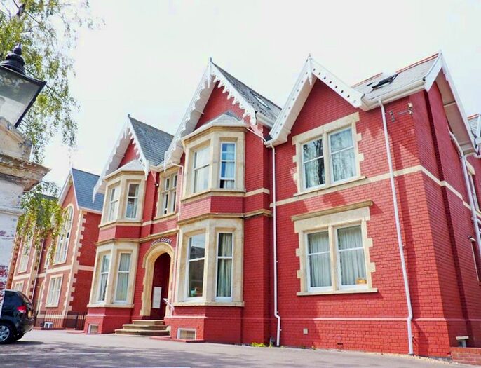 1 Bedroom Flat To Rent In Western Road, Cheltenham, GL50