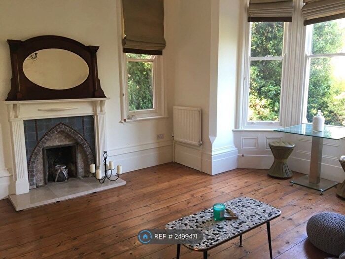 1 Bedroom Flat To Rent In Lenton Avenue, Nottingham, NG7