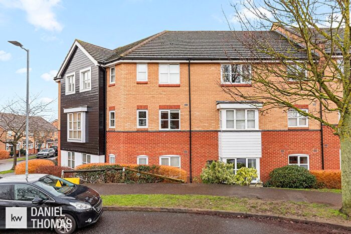 2 Bedroom Flat For Sale In Daniel Thomas | Plomer Avenue, Hoddesdon, EN11