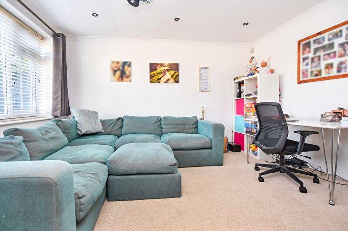 4 Bedroom Detached House For Sale In Casewick Lane, Stamford, PE9