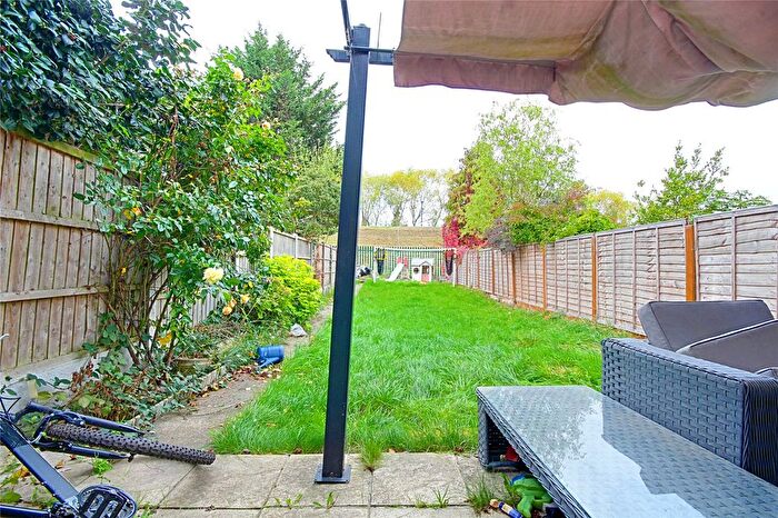 3 Bedroom Terraced House To Rent In Ladysmith Road, Enfield, EN1