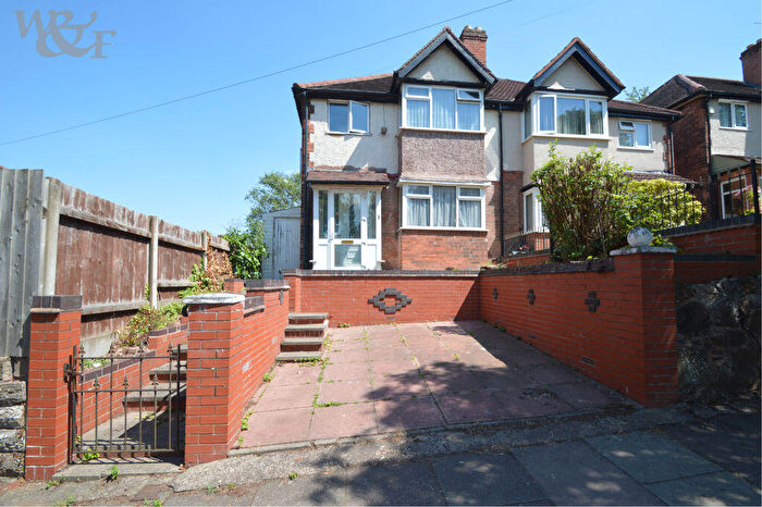 3 Bedroom Semi-Detached House For Sale In Bleak Hill Road, Birmingham, B23