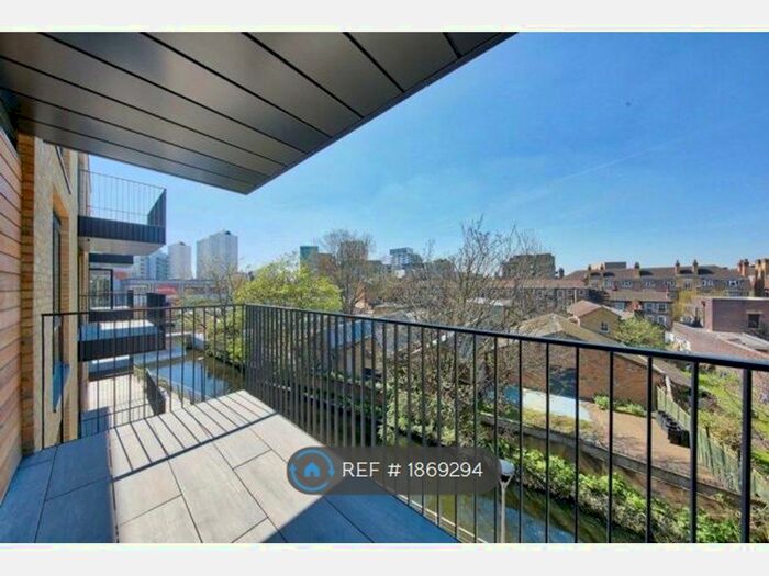 1 Bedroom Flat To Rent In Gowing House, London, SW18