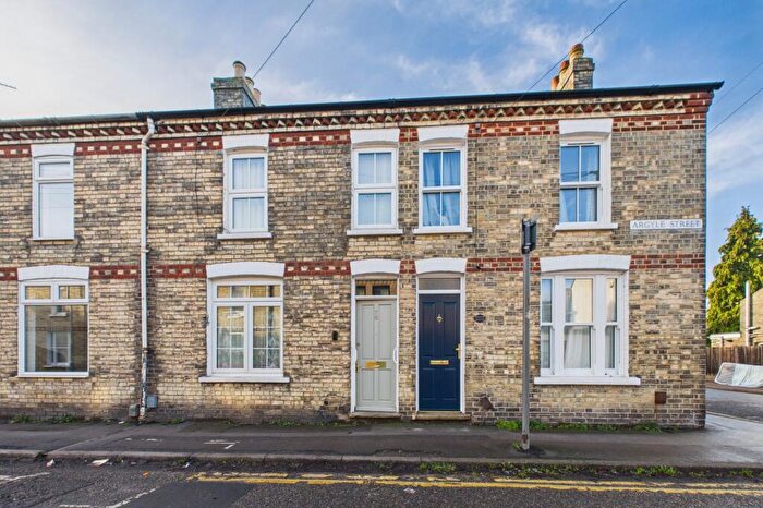 2 Bedroom Terraced House For Sale In Argyle Street, Cambridge, CB1