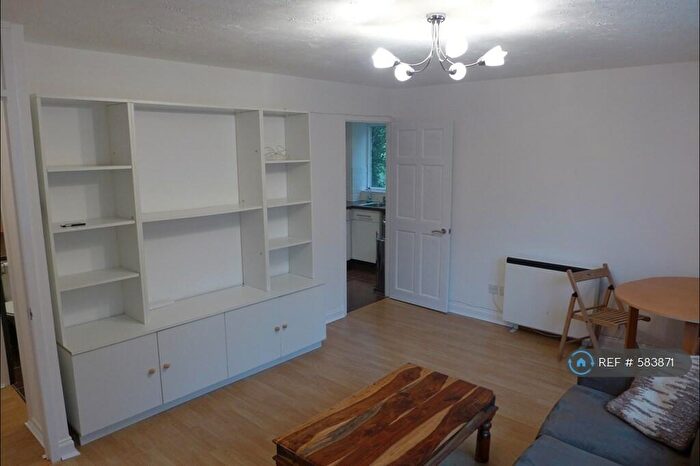 1 Bedroom Flat To Rent In Beacon Gate, London, SE14