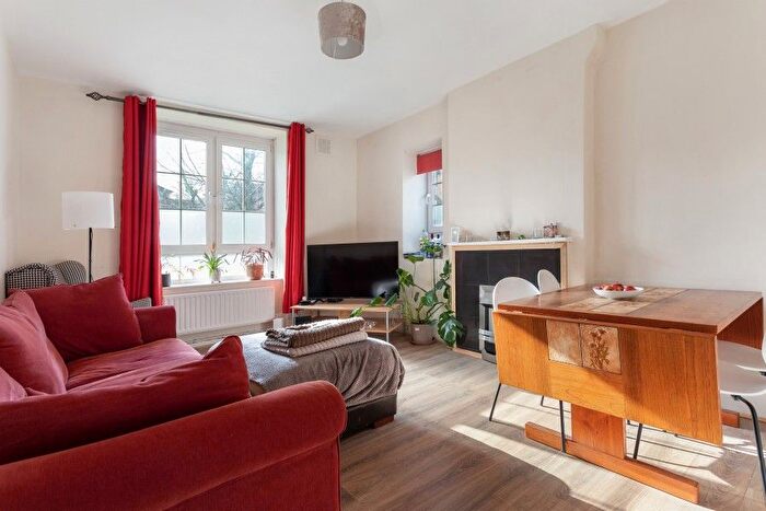 2 Bedroom Flat To Rent In Manciple Street, London, SE1