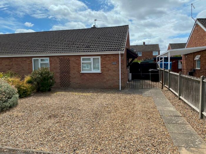 2 Bedroom Bungalow To Rent In Westacre Drive, Norwich, Norfolk, NR6