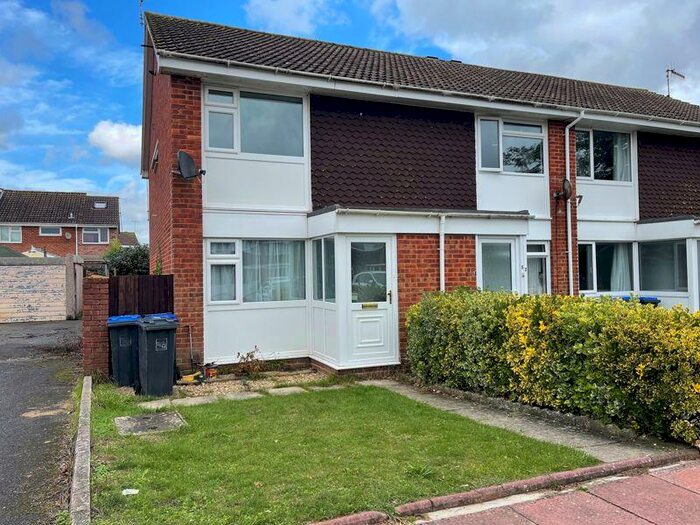2 Bedroom Terraced House To Rent In Montreal Way, Worthing, BN13