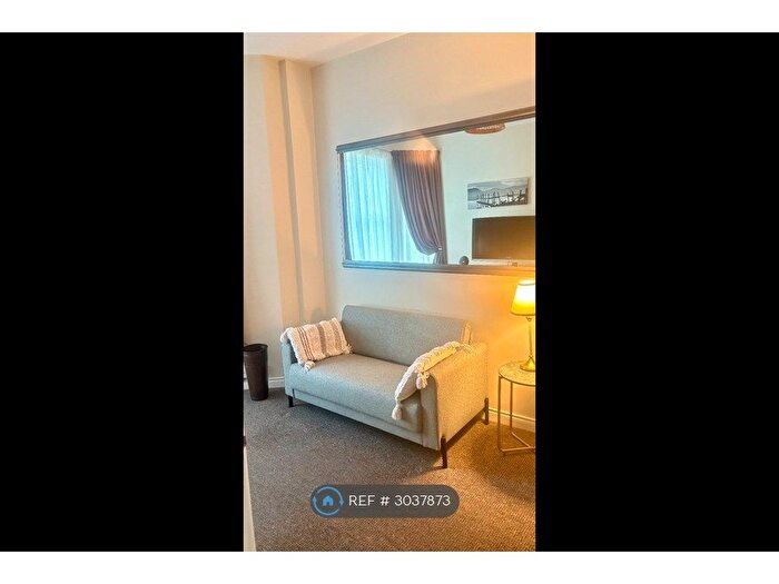 1 Bedroom Flat To Rent In Upper Newtownards Road, Belfast, BT4