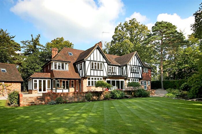 6 Bedroom Detached House To Rent In Manor Lane, Gerrards Cross, SL9