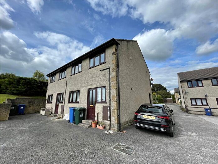 1 Bedroom Flat To Rent In Sharphaw Avenue, Skipton, North Yorkshire, BD23