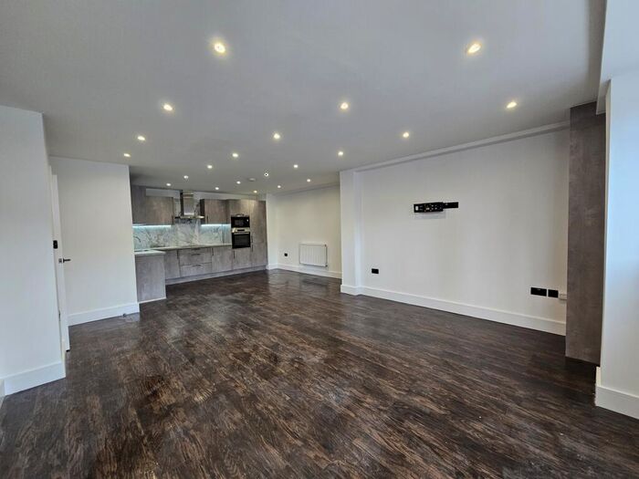 1 Bedroom Apartment To Rent In Rothesay Road, Luton, LU1