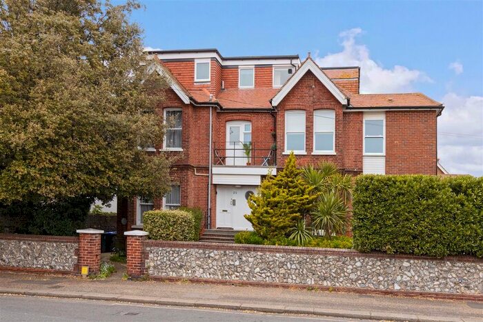 1 Bedroom Flat For Sale In Shelley Road, Worthing, BN11