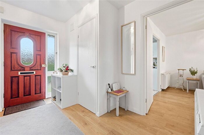 2 Bedroom Bungalow For Sale In Allington Court, Outwood Common Road, Billericay, Essex, CM11