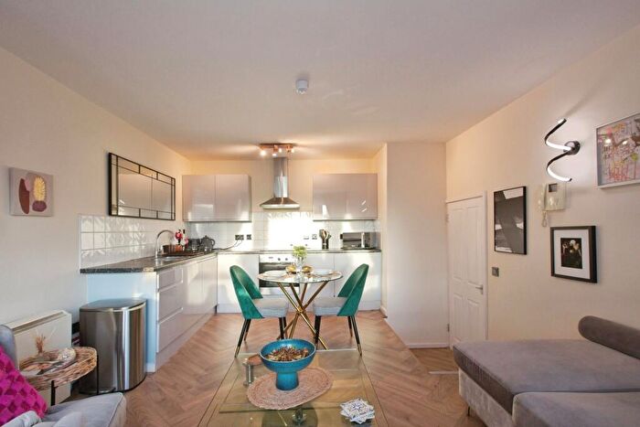 1 Bedroom Flat For Sale In Calderwood Street, London, SE18