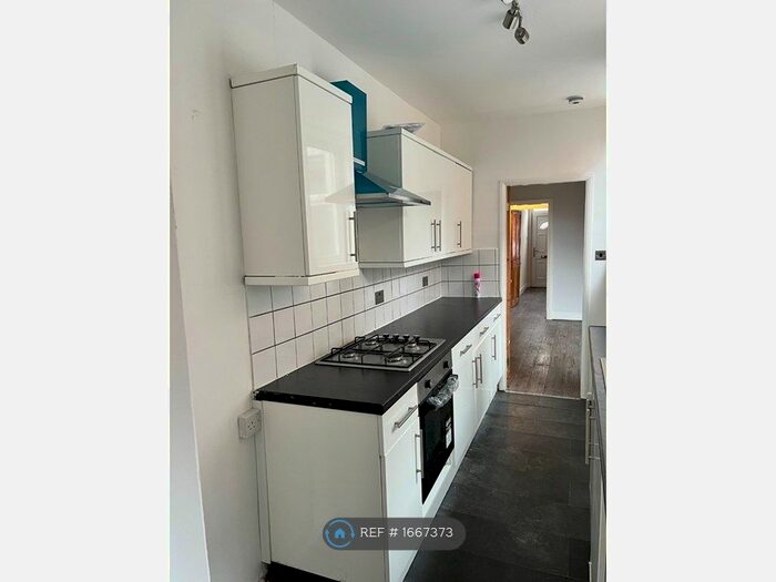 3 Bedroom Terraced House To Rent In Rowan Street, Leicester, LE3