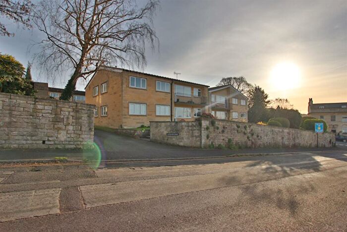 2 Bedroom Flat To Rent In Cleveland Court, Bath, BA2
