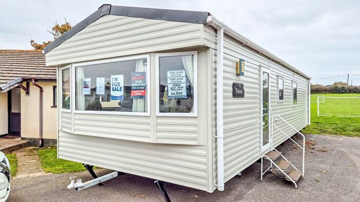 2 Bedroom Park Home For Sale In Polperro Road, Looe, PL13