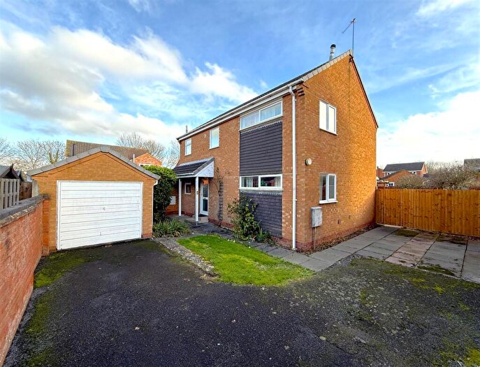 4 Bedroom Detached House For Sale In Naseby Drive, Loughborough, Leicestershire, LE11