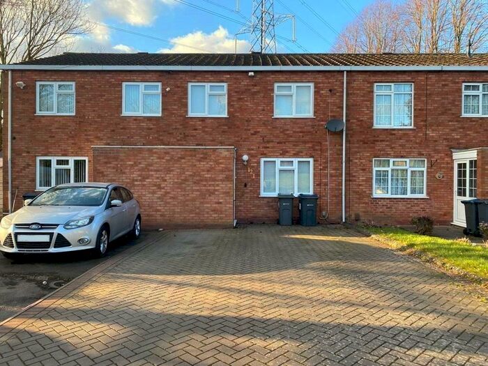 3 Bedroom Terraced House For Sale In Kitwell Lane, Birmingham, West Midlands, B32