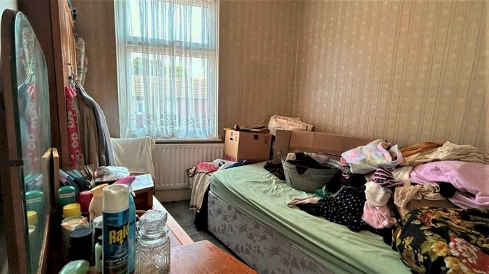3 Bedroom End Of Terrace House For Sale In Kingsley Road, Balsall Heath, B12