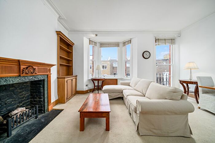 1 Bedroom Flat To Rent In Callow Street, Chelsea, SW3