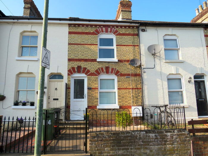 2 Bedroom House To Rent In Milton Street, Maidstone, ME16
