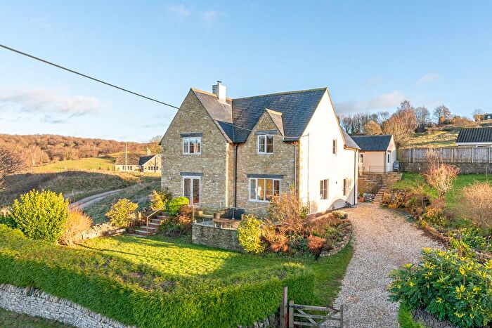 4 Bedroom Detached House To Rent In Cranham, Gloucester, GL4