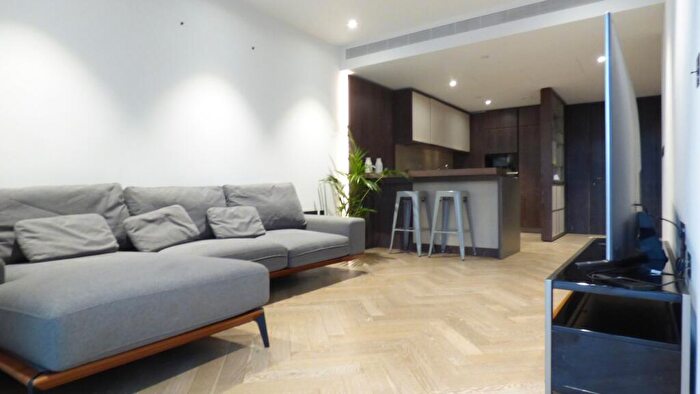 2 Bedroom Apartment To Rent In Circus Road West, Battersea Park, SW11